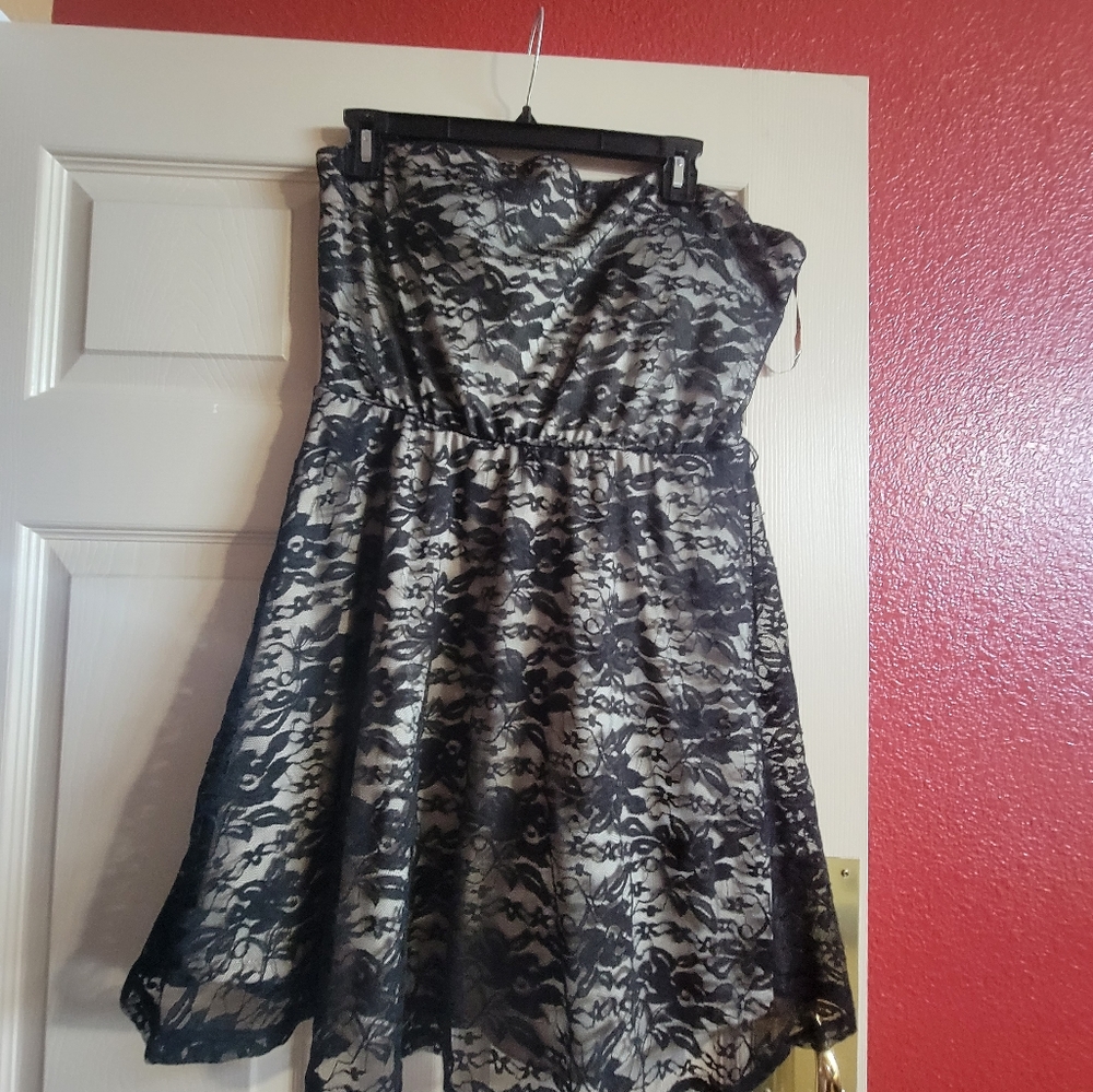 Lace mini dress